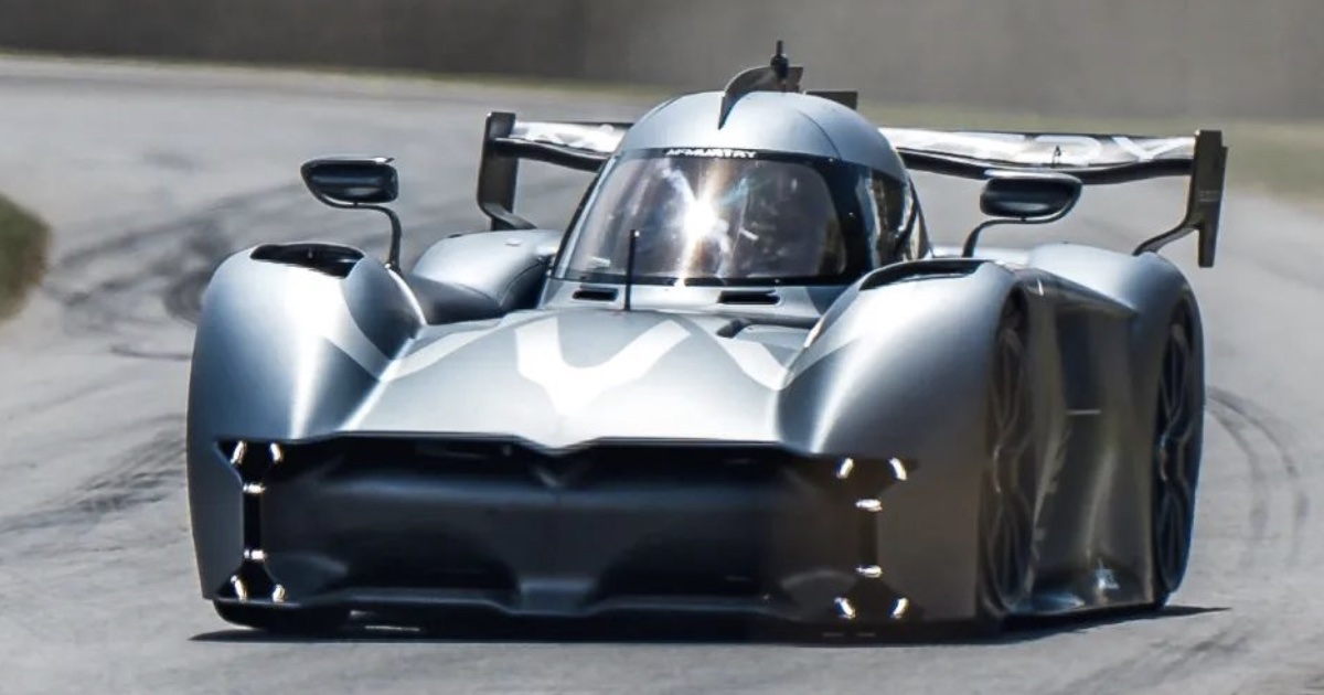 McMurtry Spéirling Fan Car Breaks Goodwood Festival of Speed Record